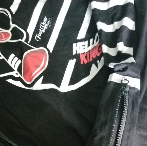 New New - Picture 3 of 3